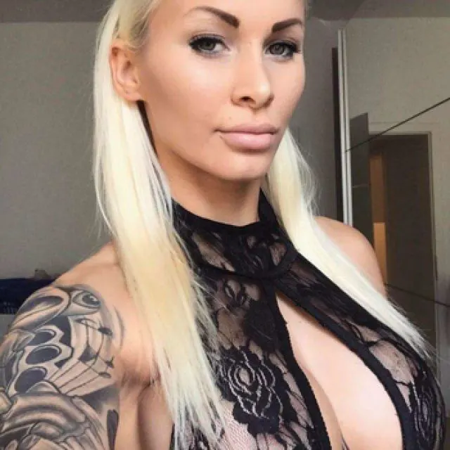 BlondeVenus image 0