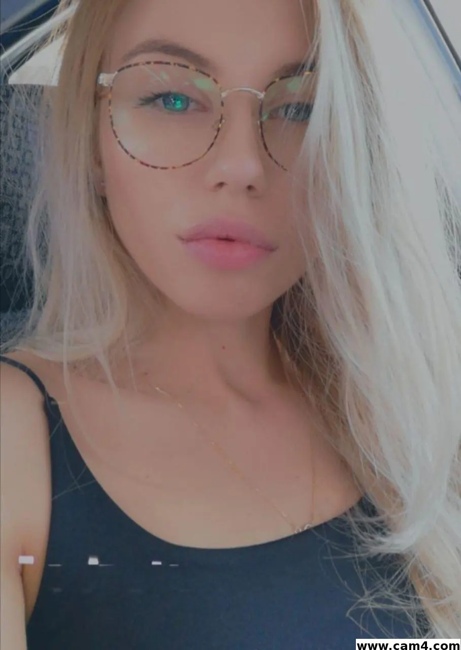 Hollyivy image 0