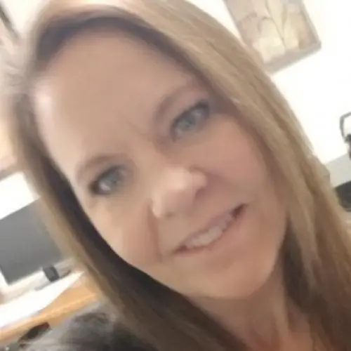 melaniehase image 0