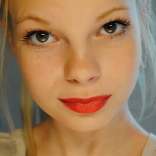 miriamcat image 0