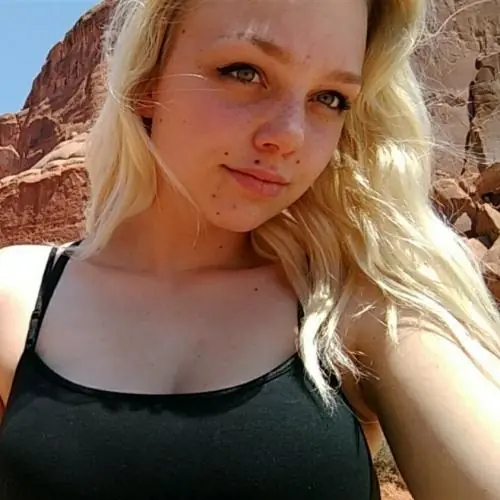 blondehure image 0