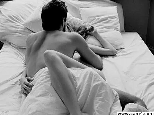 zoe_heinz image 0