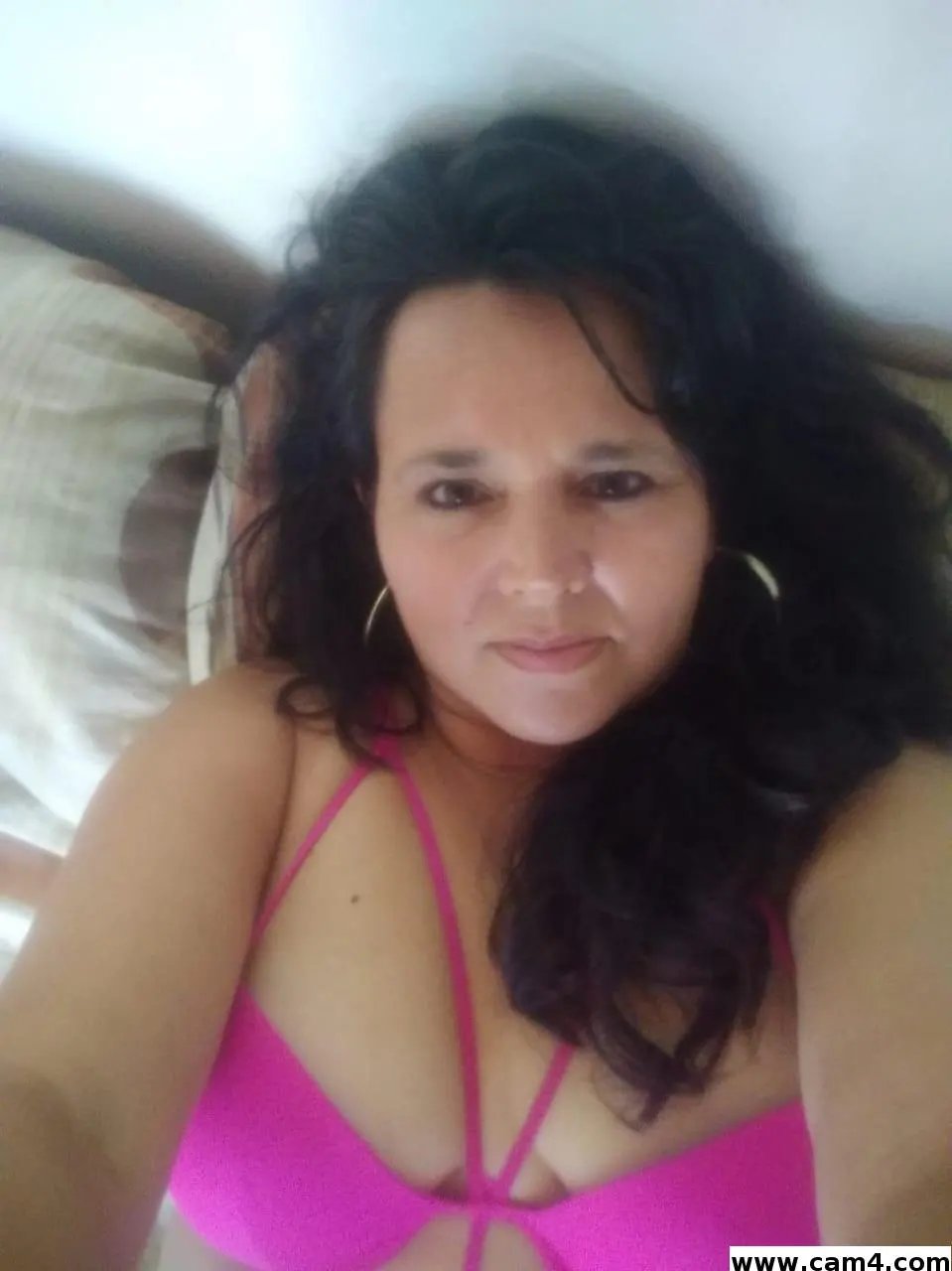 samyjons image 0