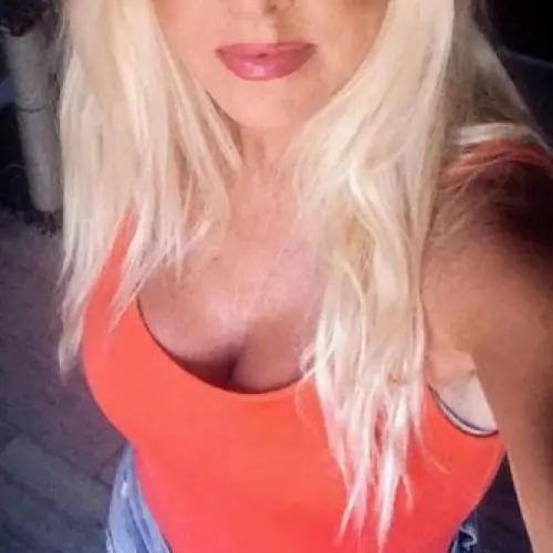 tumirsexygut image 0