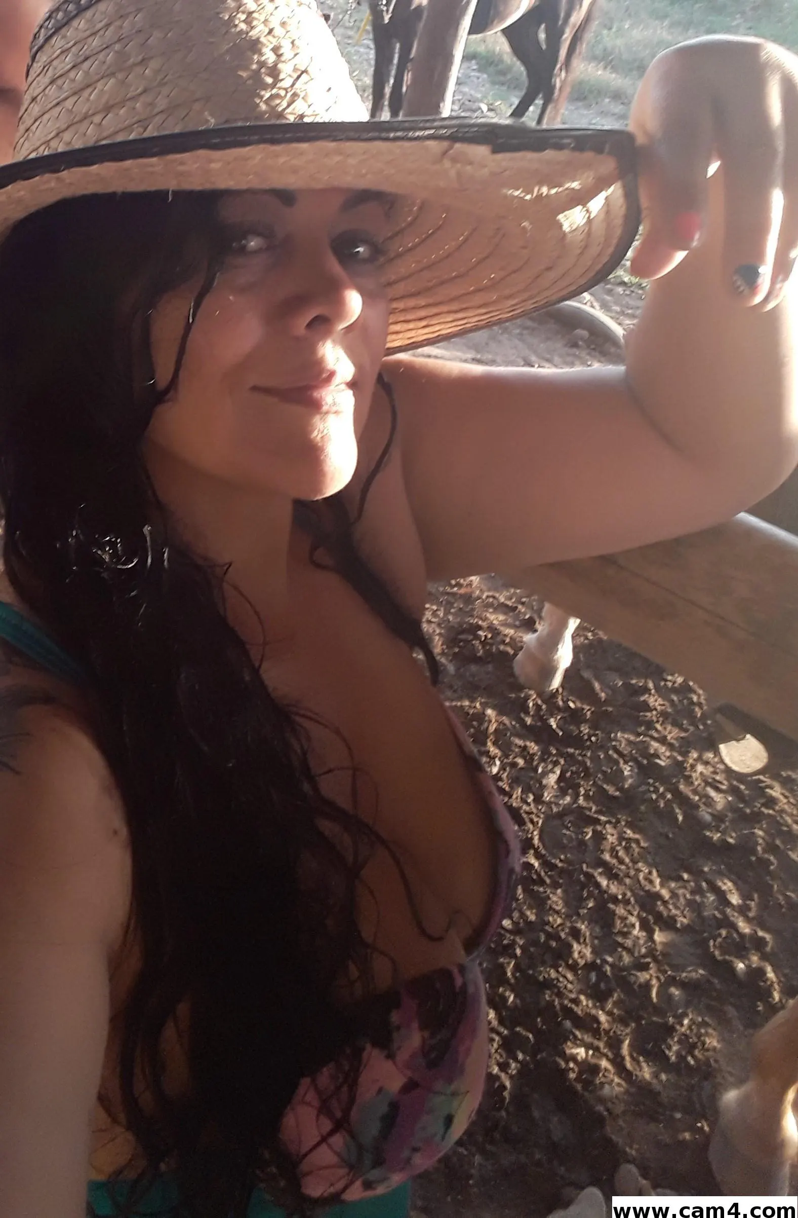 00VALERIA image 0