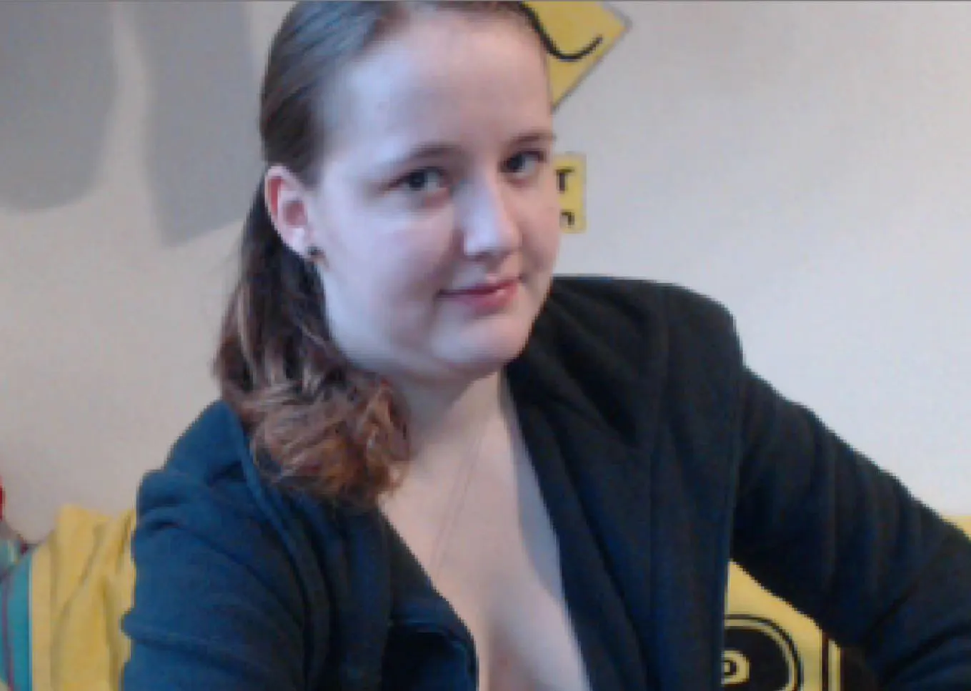 SexyEllie image 0