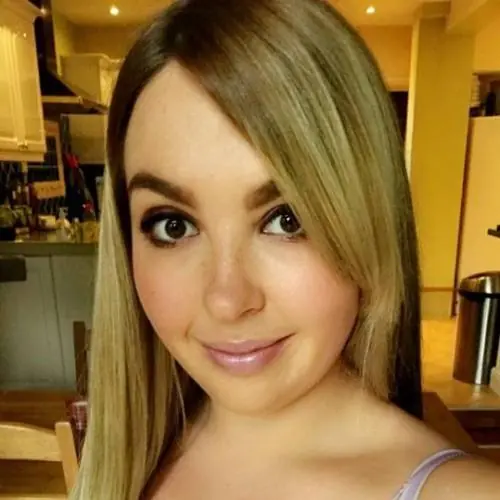 xcarliinex image 0